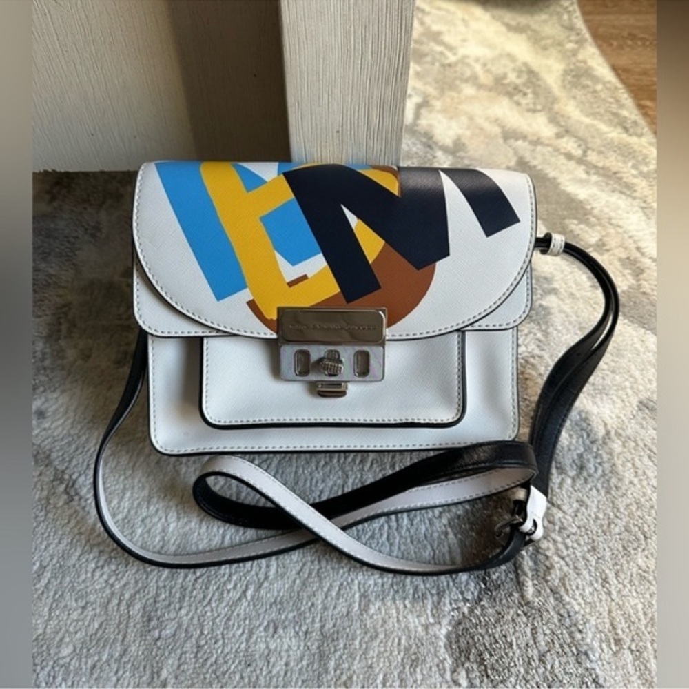 MARC JACOBS CROSSBODY BAG NWOT